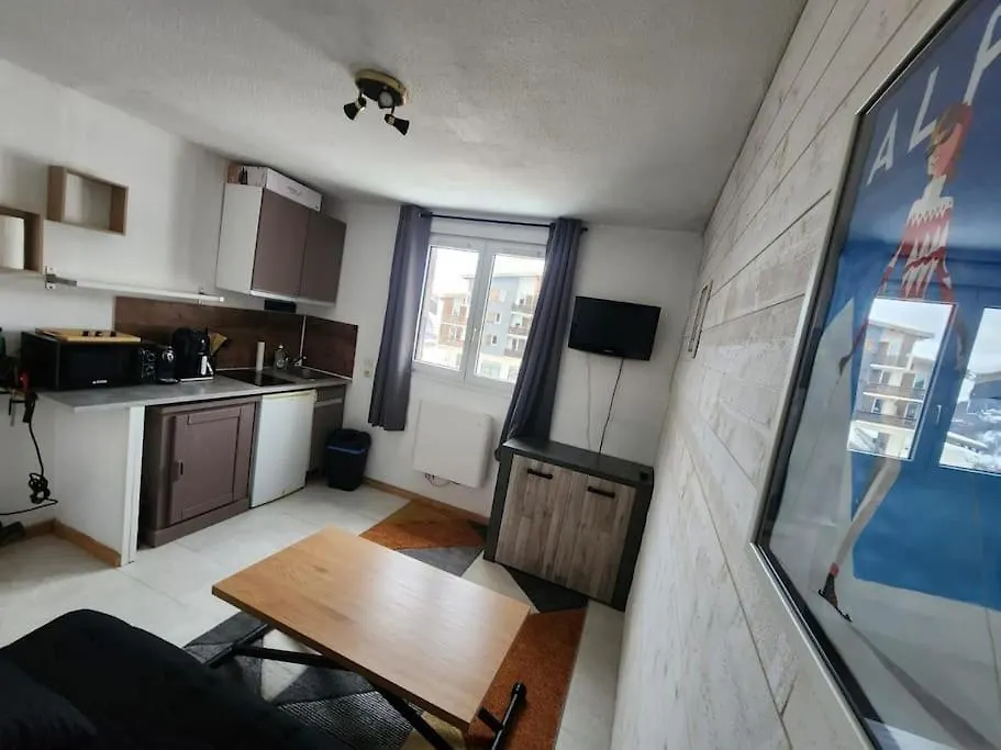 Studio Ski Aux Pieds Avec Parking Couvert Les Deux Alpes Apartment